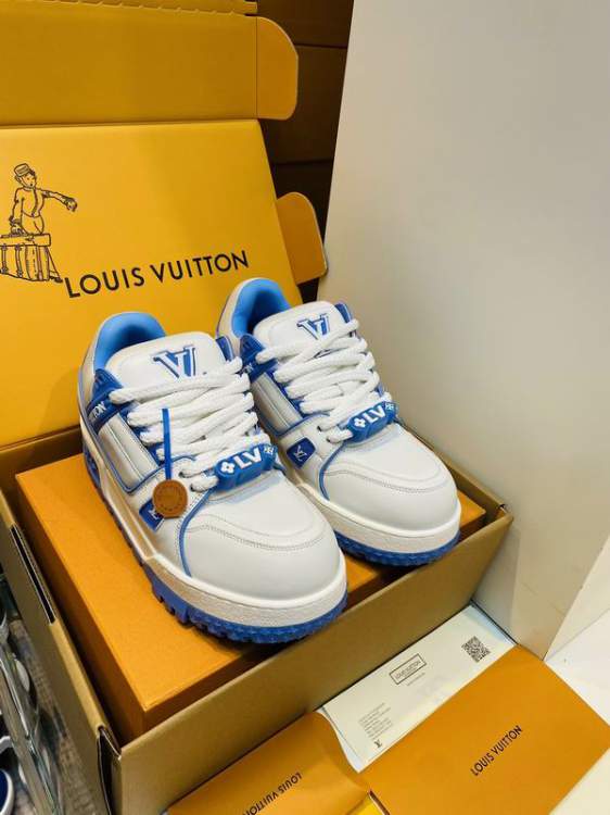 Picture of Louis Vuitton Shoes _SKULVsz35-4139-45316431.5cmmnf0502